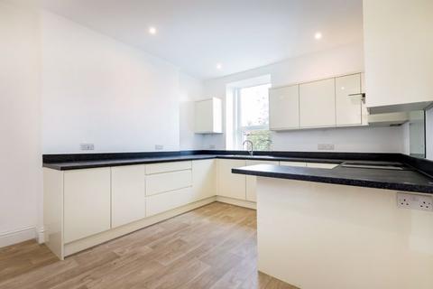 2 bedroom apartment for sale, Fernbank Road|Redland