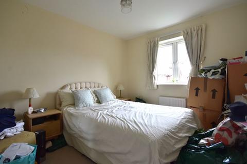 3 bedroom semi-detached house for sale, Wey Meadow Close, Farnham