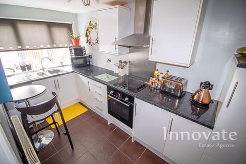 2 bedroom terraced house for sale, Tompstone Road, West Bromwich B71