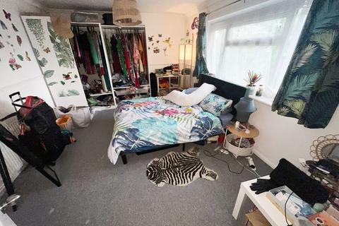 33 Wilsmere Drive, Northolt, UB5 4JA