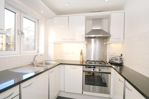 2 bedroom apartment to rent, Providence Square, Shad Thames, London SE1