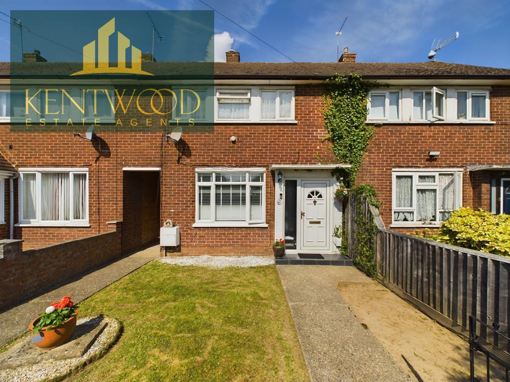 Slough SL3 3 bed terraced house to rent £1,850 pcm (£427 pw)