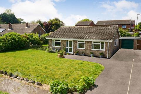 3 bedroom detached bungalow for sale, Low Road, Wortwell, Harleston