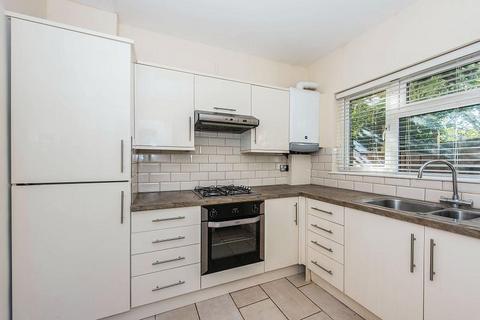 3 bedroom detached house to rent, Villiers Road, Kingston Upon Thames