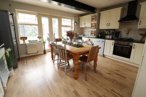4 bedroom terraced house for sale, Glen View Mews, Mexborough S64