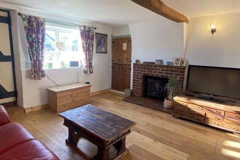 3 bedroom cottage for sale, Silver Street, Bedford MK44