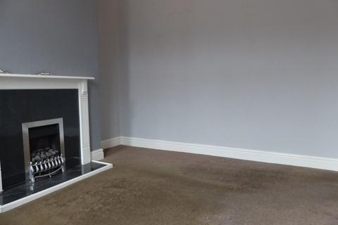 2 bedroom terraced house to rent, Huddersfield Road, Oldham OL4