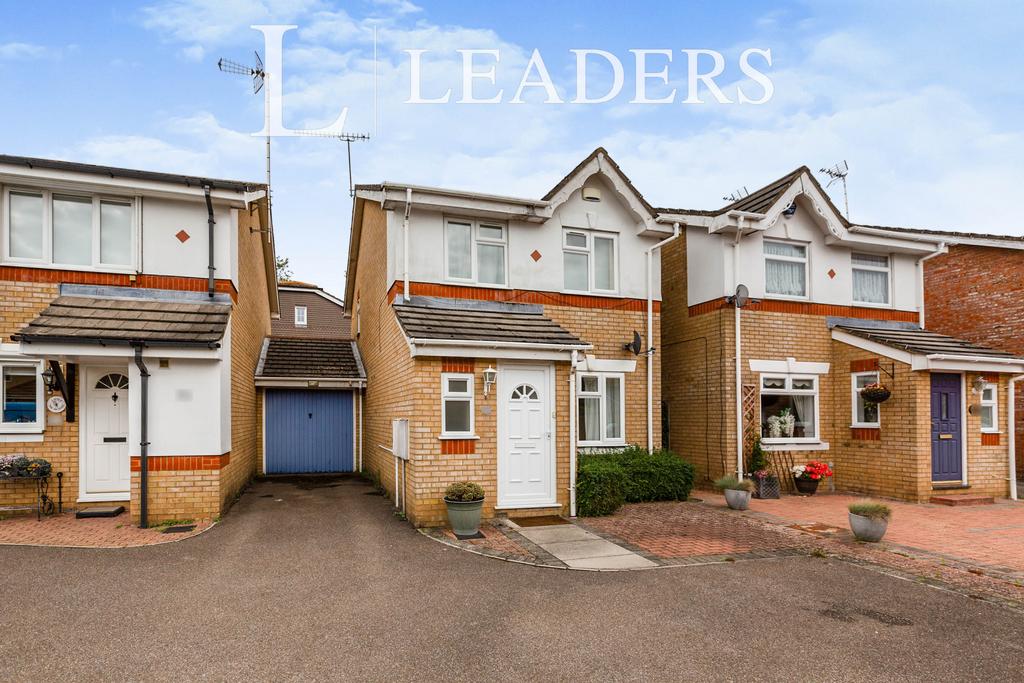 Blackmead, Riverhead, Sevenoaks, TN13 4 bed link detached house to rent