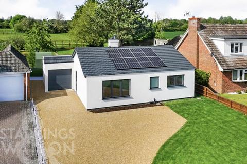 3 bedroom detached bungalow for sale, Crown Green, Burston, Diss
