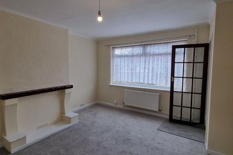 3 bedroom terraced house to rent, Wood Lane, West Bromwich