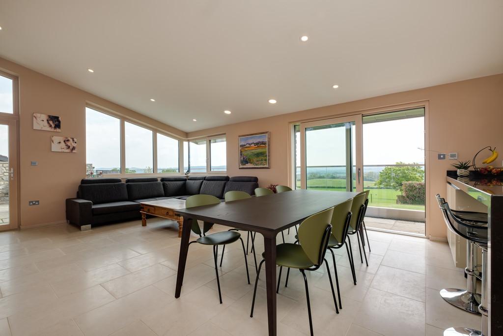 Open Plan Kitchen Family Room