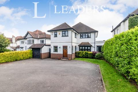 4 bedroom detached house to rent, Banstead Road, Carshalton