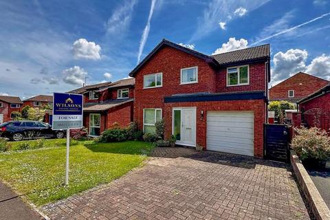 4 bedroom detached house for sale, Burgess Close, Taunton TA1