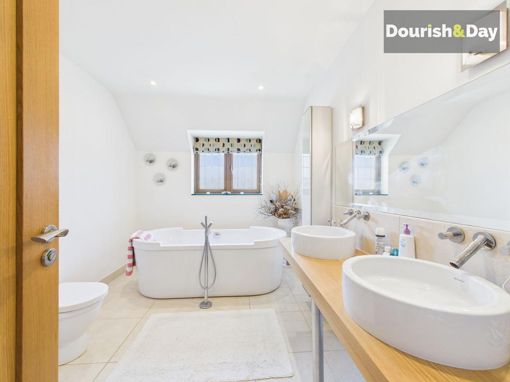 Bedroom 1 En-Suite