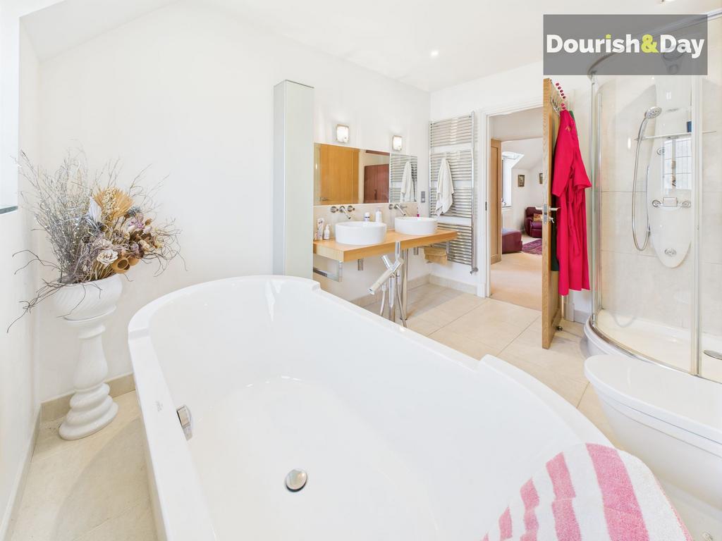 Bedroom 1 En-Suite