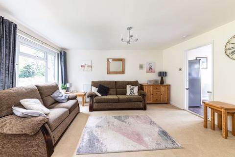 3 bedroom semi-detached house for sale, Meadowside, Abingdon OX14