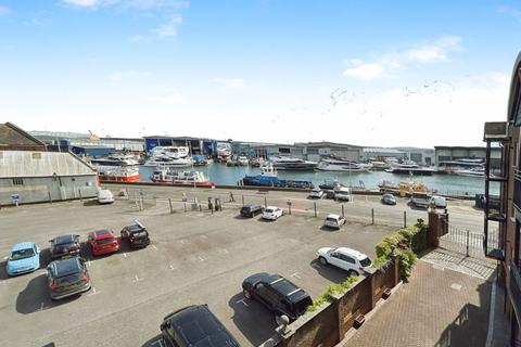 4 bedroom duplex for sale, Barbers Wharf, Poole BH15
