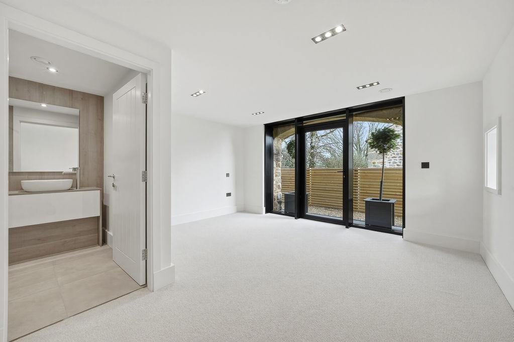 Guest bedroom with