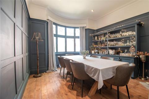 6 The Avenue, Healing, Grimsby, DN41 7NG