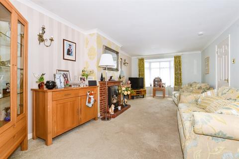 4 bedroom semi-detached house for sale, Spruce Close, Larkfield, Aylesford, Kent