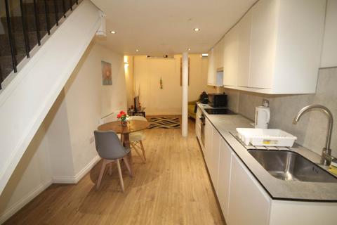 1 bedroom flat to rent, Albion House, 64a Vicar Lane, Bradford