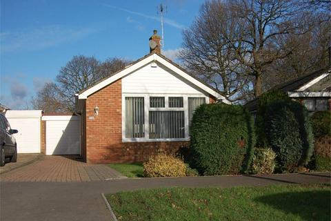 2 bedroom detached bungalow to rent, Darenth Rise, Chatham, Kent