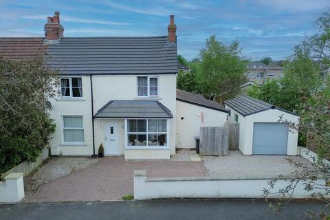 5 bedroom end of terrace house for sale, Hyde Road, Torrisholme, Morecambe, LA4 6NU