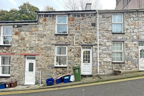 4 bedroom terraced house to rent, Caellepa, Bangor, Gwynedd, LL57