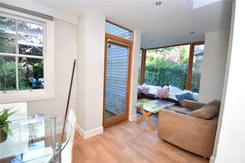 4 bedroom terraced house to rent, Marchmont Road, Marchmont, Edinburgh, EH9