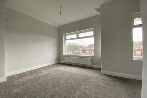 2 bedroom end of terrace house to rent, Wold Road, Willerby Road, Hull, East Yorkshire, HU5
