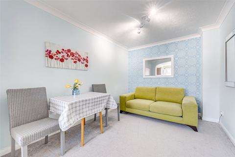 2 bedroom flat for sale, Manor Road, Worthing, West Sussex, BN11