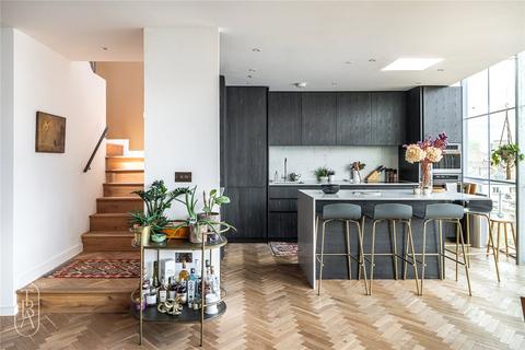 3 bedroom penthouse for sale, Curtain Road, London, EC2A