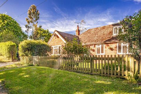 4 bedroom bungalow for sale, 1 Pibworth Farm Bungalows, Aldworth, RG8