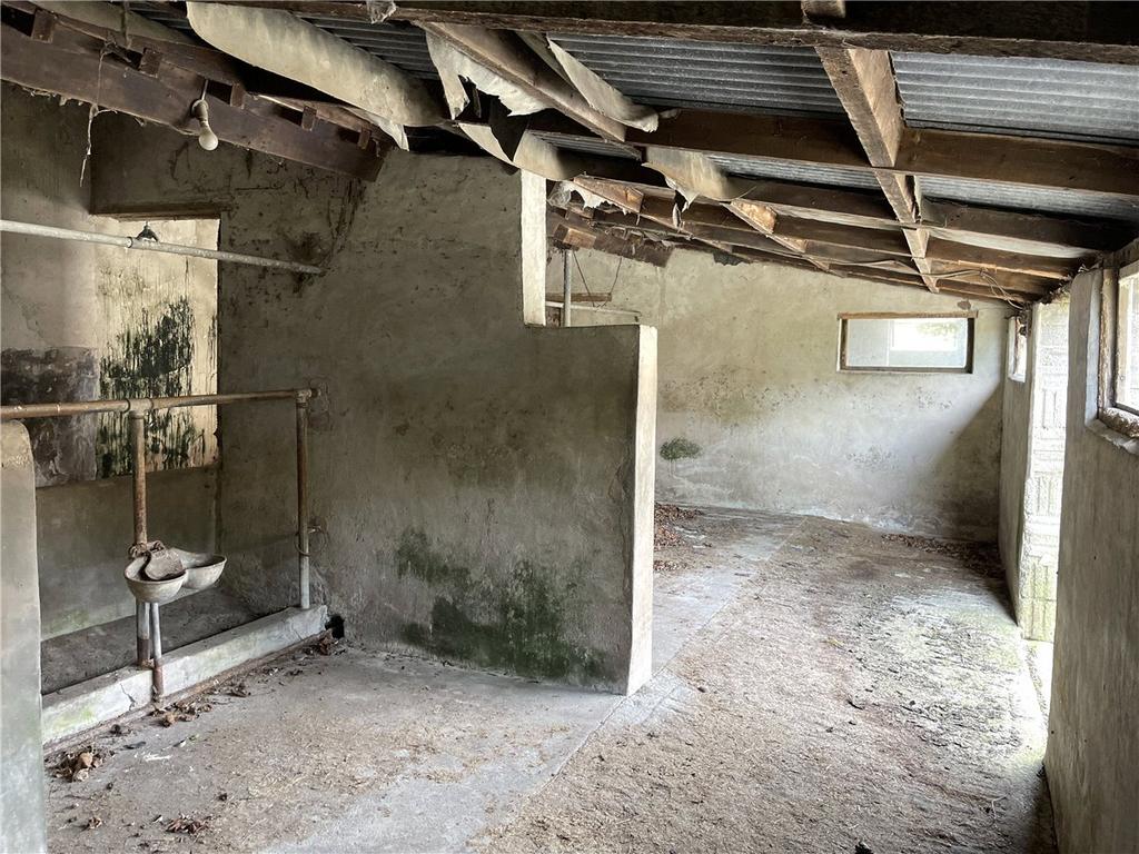 Lot 1 Barn