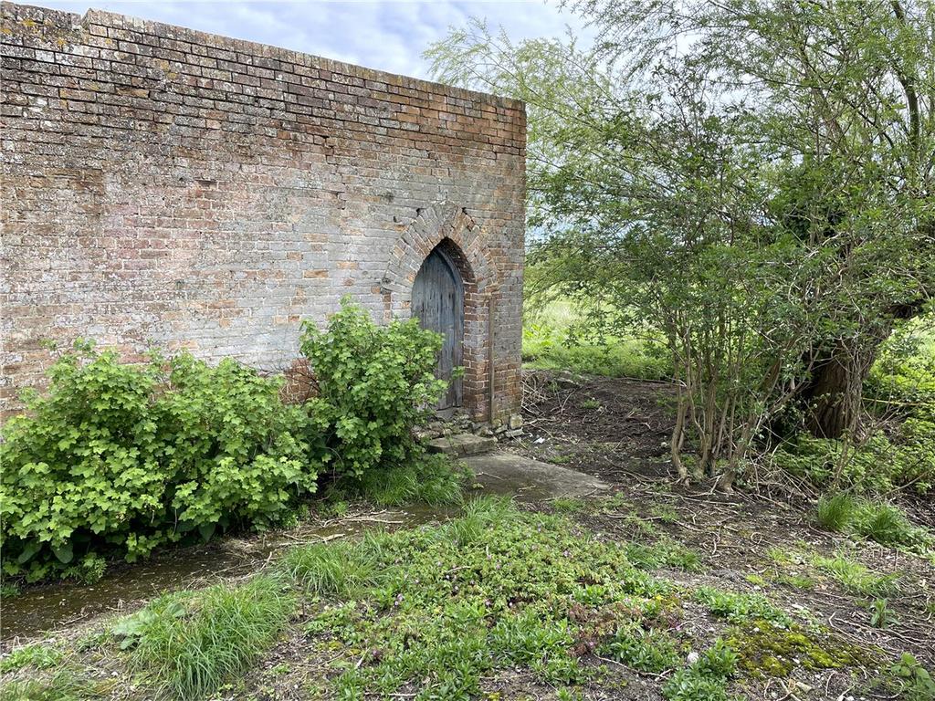 Lot 1 Barn