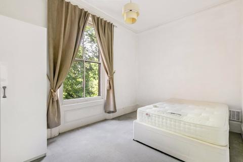 2 bedroom apartment for sale, Woodchurch Road, South  Hampstead