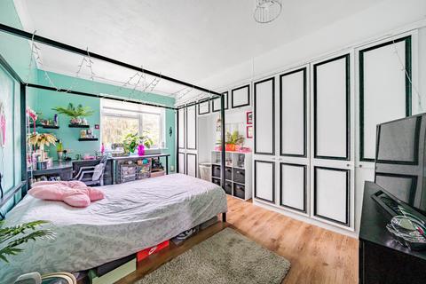 3 Callander Road, London, SE6 2QA