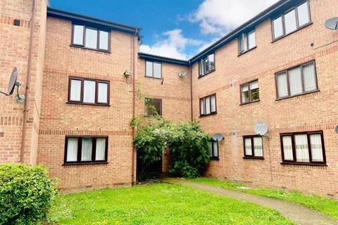 1 bedroom flat for sale, AVENUE ROAD, CHADWELL HEATH RM6