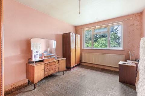 18 Treve Avenue, Harrow, HA1 4AJ