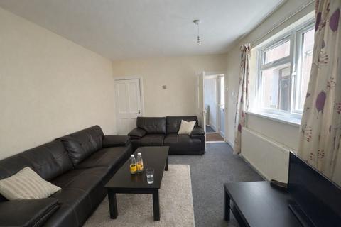 undefined, Dashwood Avenue, Hp12