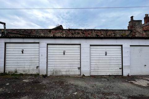 Garage to rent, Garage 15