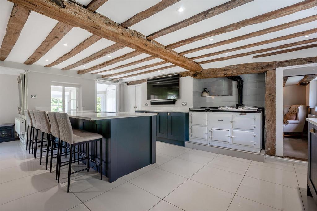 Caring Lane, Maidstone ME17 5 bed farm house for sale £1,150,000
