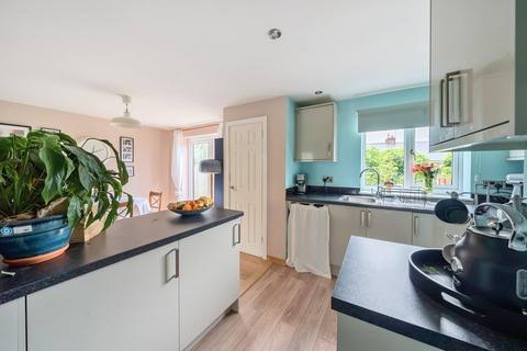 11 Burdett Close, Stonehouse, GL10 2LS