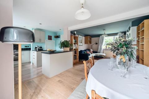 11 Burdett Close, Stonehouse, GL10 2LS