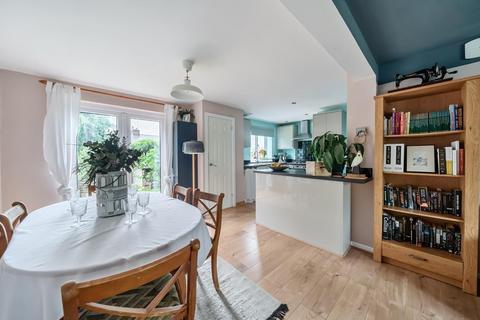11 Burdett Close, Stonehouse, GL10 2LS
