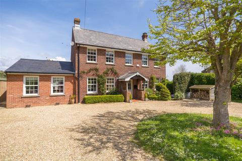 5 bedroom detached house for sale, Wellow, Yarmouth