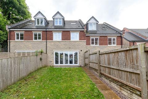 3 bedroom terraced house for sale, Hardwick Court, Newlay, Leeds