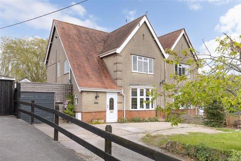 22 Cockhill, Trowbridge, BA14 9BQ