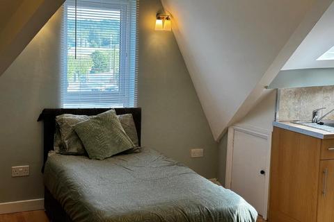 1 bedroom flat to rent, Dewsbury Road, Leeds LS11