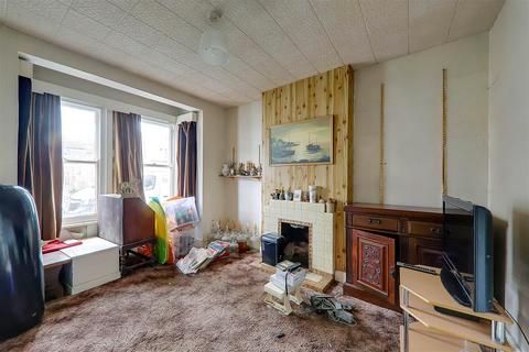 2 bedroom end of terrace house for sale, St. Anselms Road, Worthing